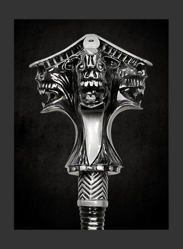 Age-of-Conan-Atlantean-MAce
