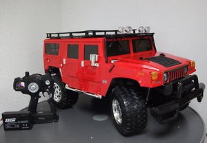 Auto---Hummer-H1-16---delka-67-cm