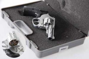 COFFRET-PISTOLET-MINIATURE-PYTHON-COURT