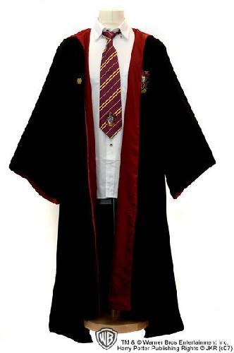 Gryffindor-Deluxe-Wizard-Robe