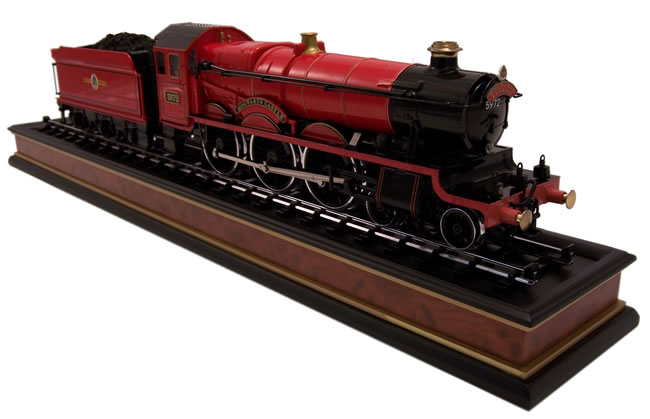 foto Harry Potter Hogwarts Express 21 inch Model