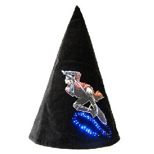 Harry-Potter-and-his-broom-luminous-hat---Cinereplicas