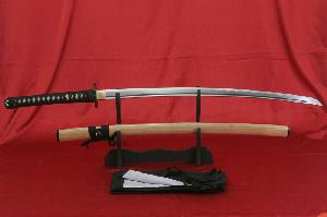 Katana-NOBUNAGA-z-ocele-AISI-1045-od-firmy-Kawashima