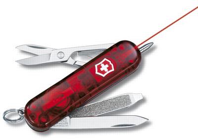 Laserove-ukazovatko-Victorinox-(bez-ohledu-na-typ-noze-a-propisovaci-tuzky)-charekterizuji-nasleduji