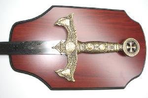 Mec-strazce-svateho-gralu