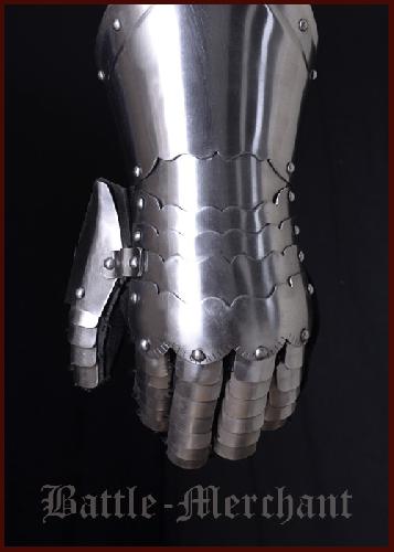 Plate-Gloves---Gauntlets