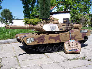 Tank---M1A1-Abrams-112---piskovy-tank