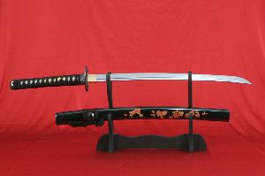 Wakizashi-FLOWERS-z-ocele-AISI-1045-a-imitaci-hamonu-od-fKawashima