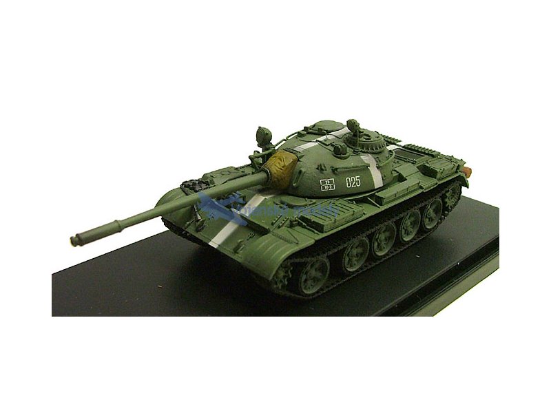 foto HobbyMaster - Tank T-55 - Russian Army Praha 1968