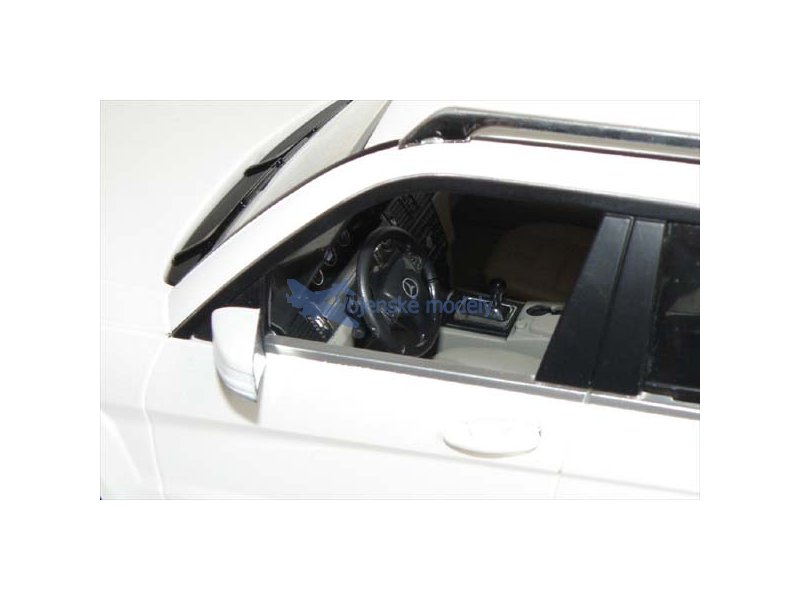foto Mondo Motors - Mercedes Benz GLK Class, b�l�, RC, 1:14