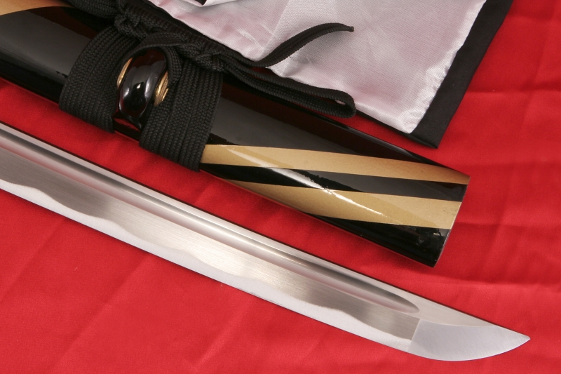 foto Katana BUSHIDO typ.II z vysokokarbonov oceli AISI 1045 a imitac hamonu od f. Kawashima