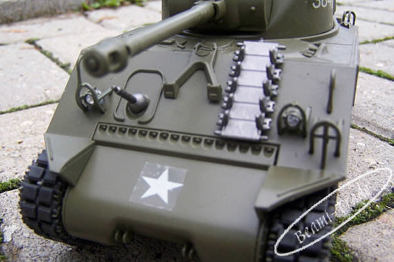 foto Tank - Sherman M4A3 1:30