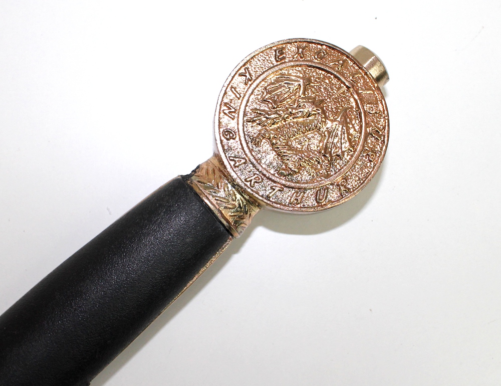 foto V�prodej! Me� Excalibur s pochvou