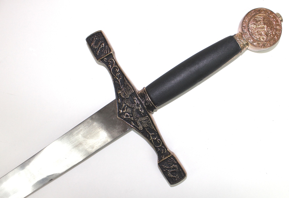 foto V�prodej! Me� Excalibur s pochvou