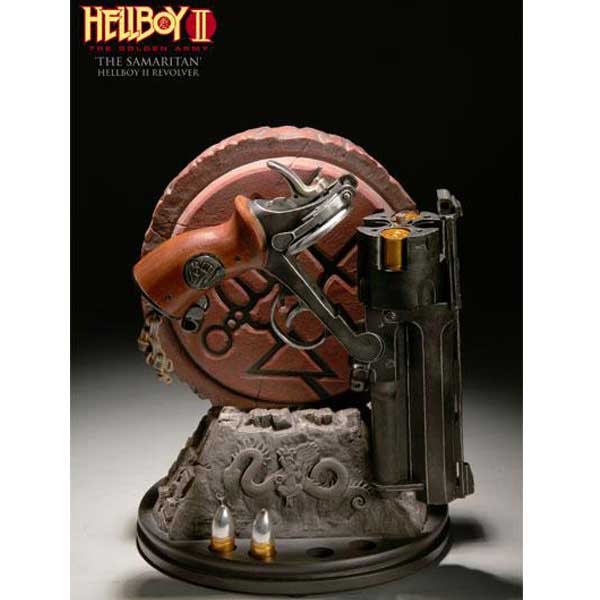 foto Hellboy II The Samaritan Pistol
