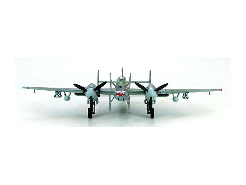 foto HobbyMaster - BF-110 G-4