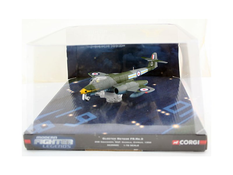 foto Corgi - Gloster Meteor F.Mk 9