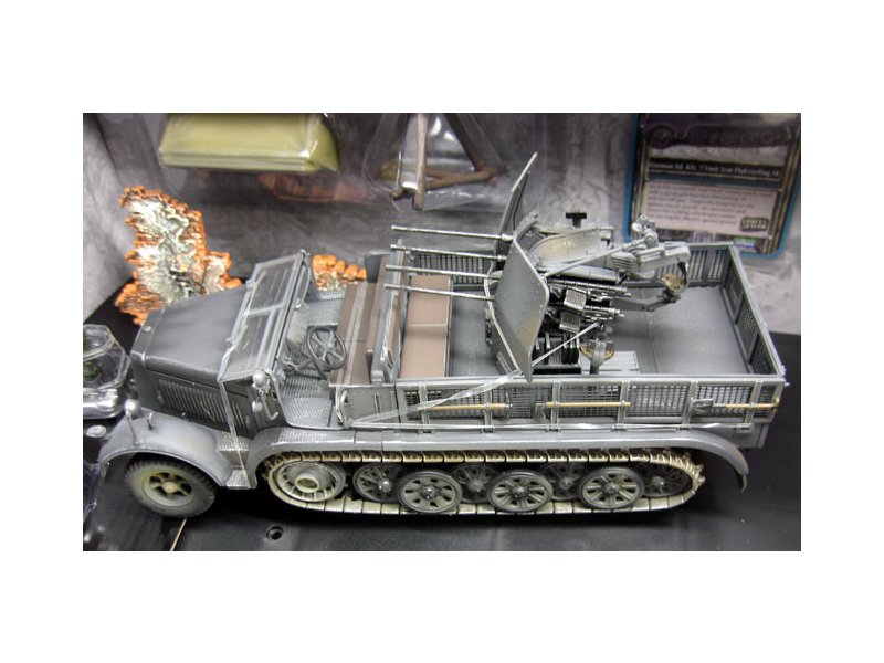 foto Forces of Valor - Sd. Kfz. 7/1 flakvierling - poj�zdn� flak, 1/32