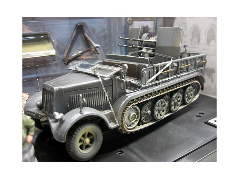 foto Forces of Valor - Sd. Kfz. 7/1 flakvierling - poj�zdn� flak, 1/32
