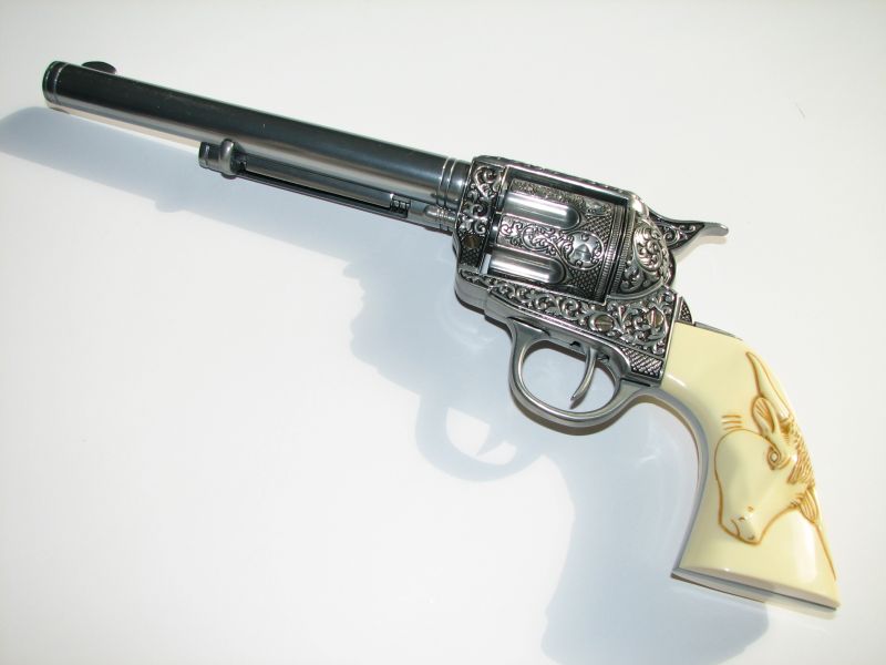 foto revolver 45