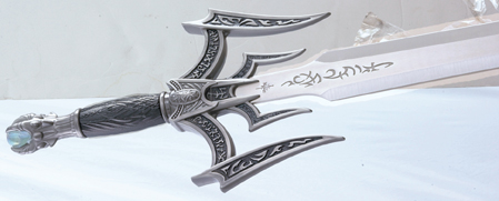 foto LUCIENDAR - SWORD OF LIGHT