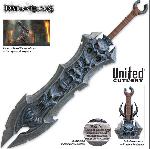 Darksiders- Chaos Eater Sword and Display