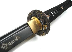 katana-s-cernou-cepeli
