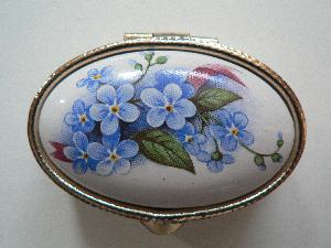 klasicky-oval-s-kvetinami---lekovka