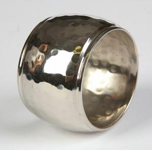 krouzek-na-ubrousek-sada-4-kusu