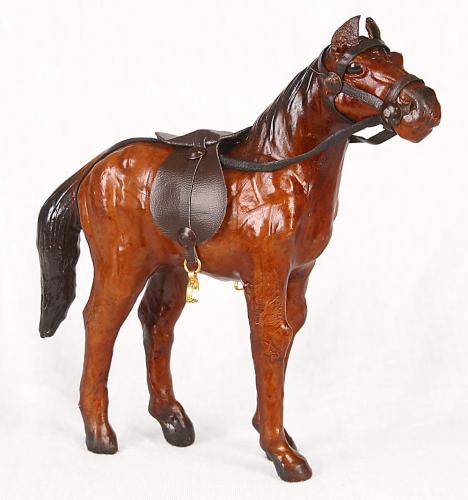 kun-hnedy---15-cm