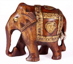 slon-dreveny---zdobeny