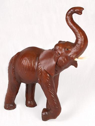 slon-hnedy---60-cm