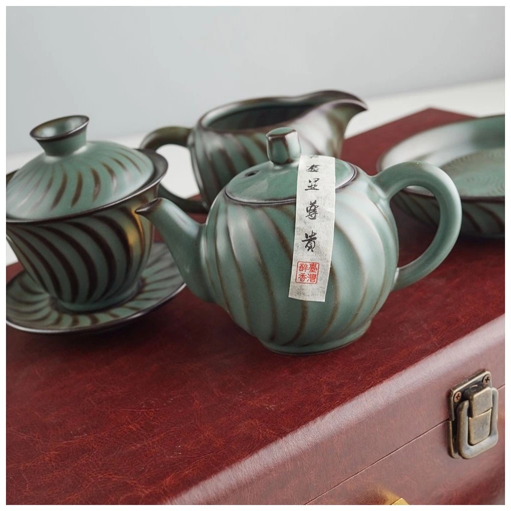 foto V�prodej! �ajov� souprava Longquan Celadon - Tea Waves